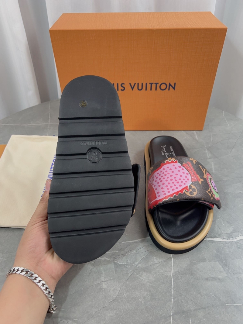 Louis Vuitton Slippers